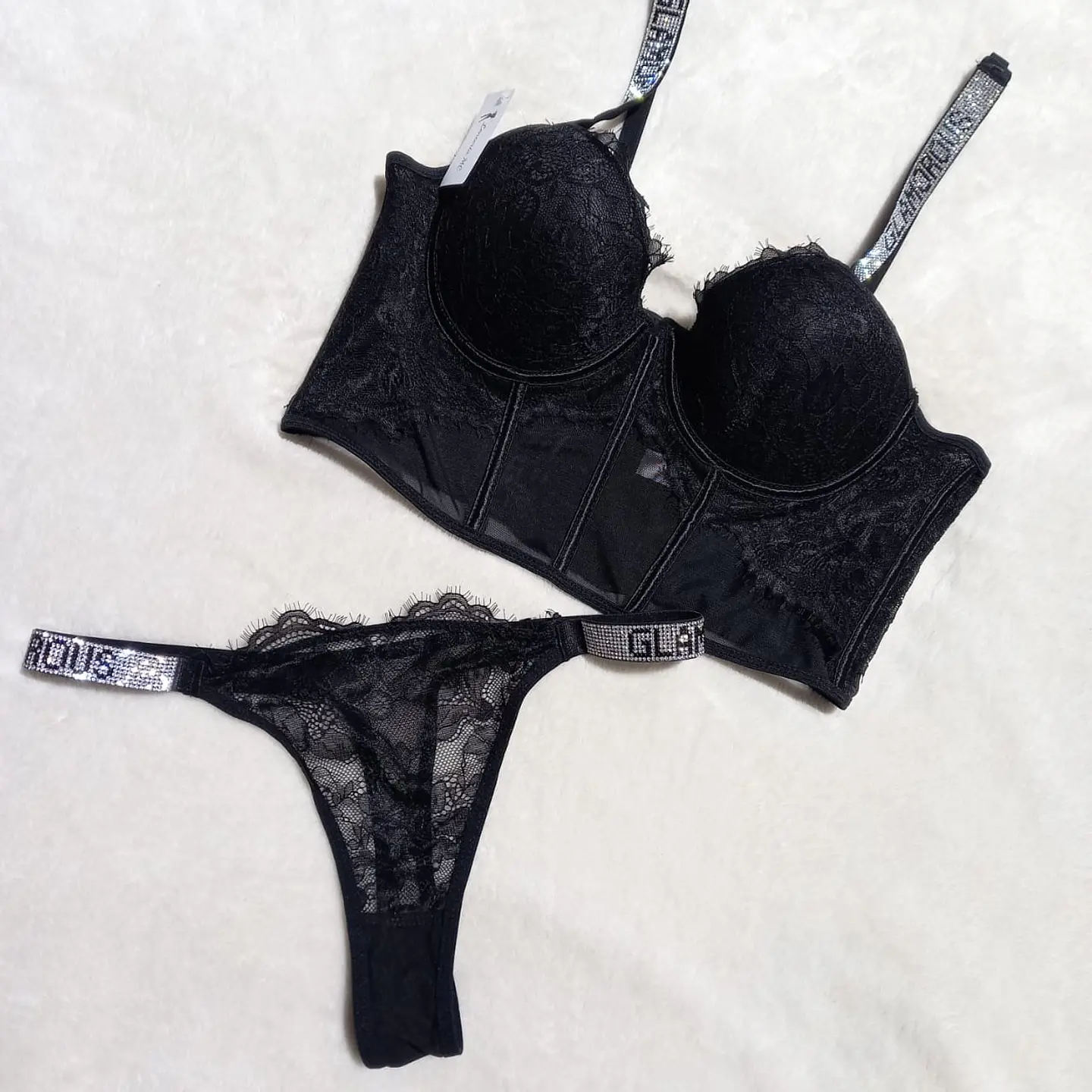 Conjunto GLAMOROUS 1