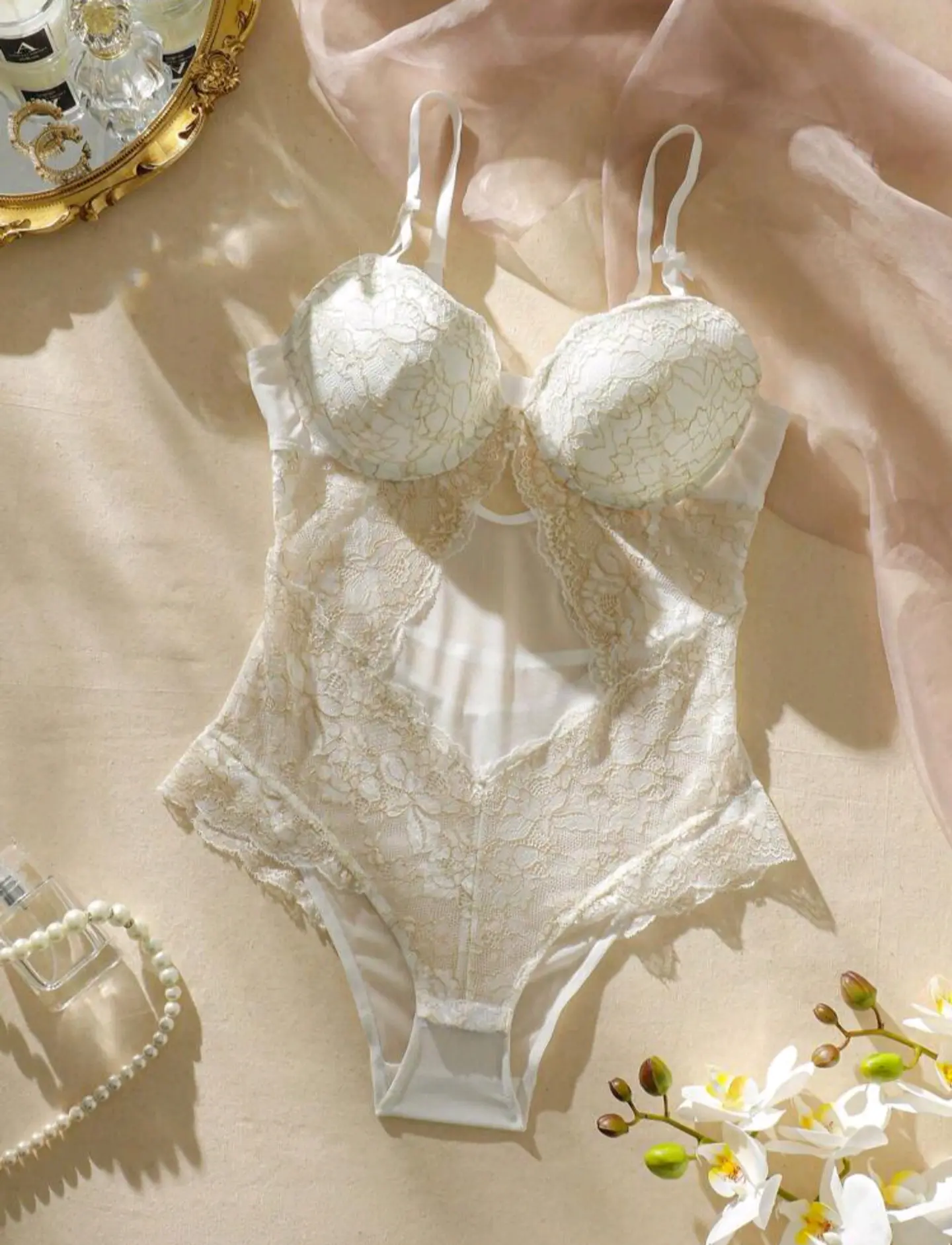 Body Detalles Dorados 4