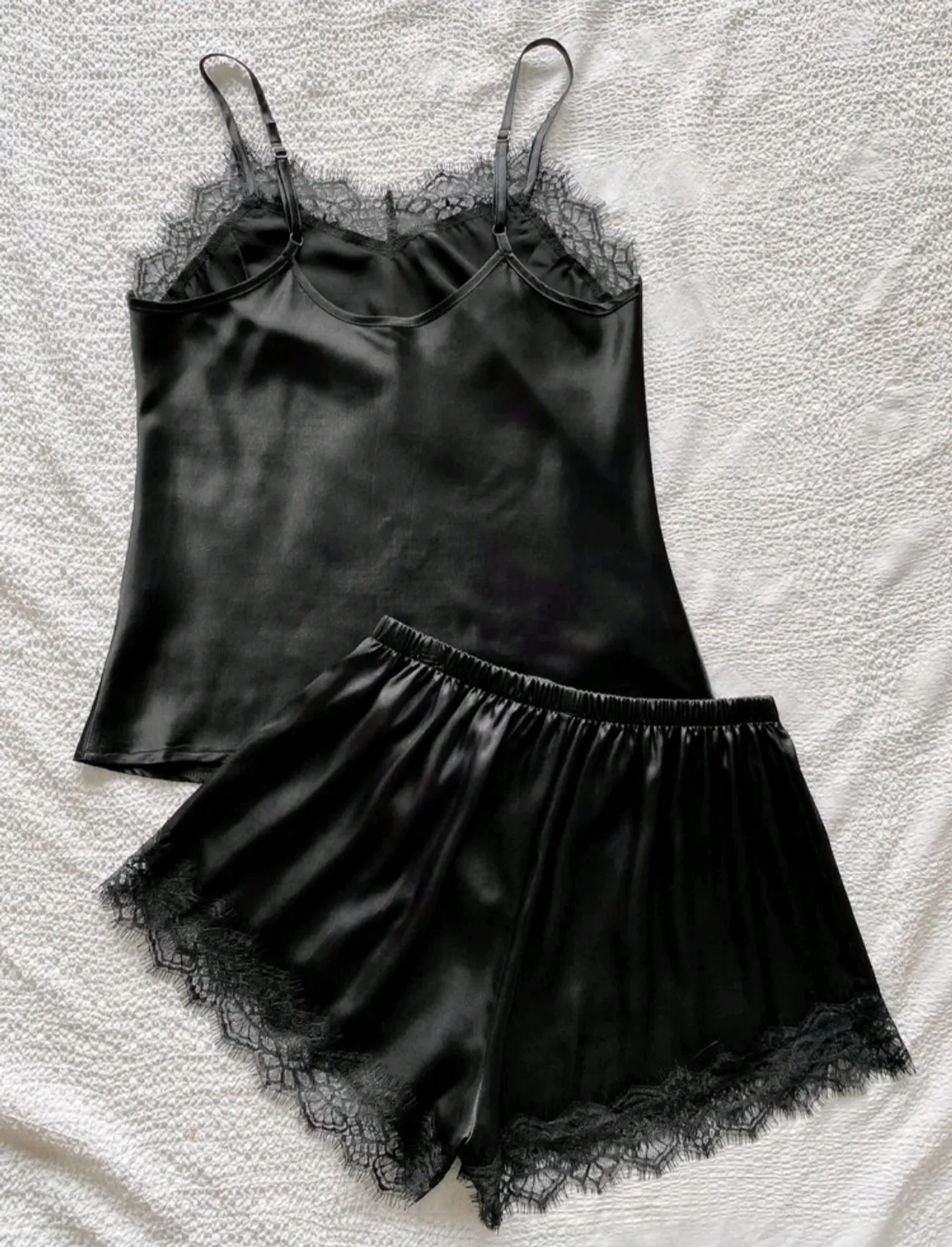 Pijama Encaje y Satín 2