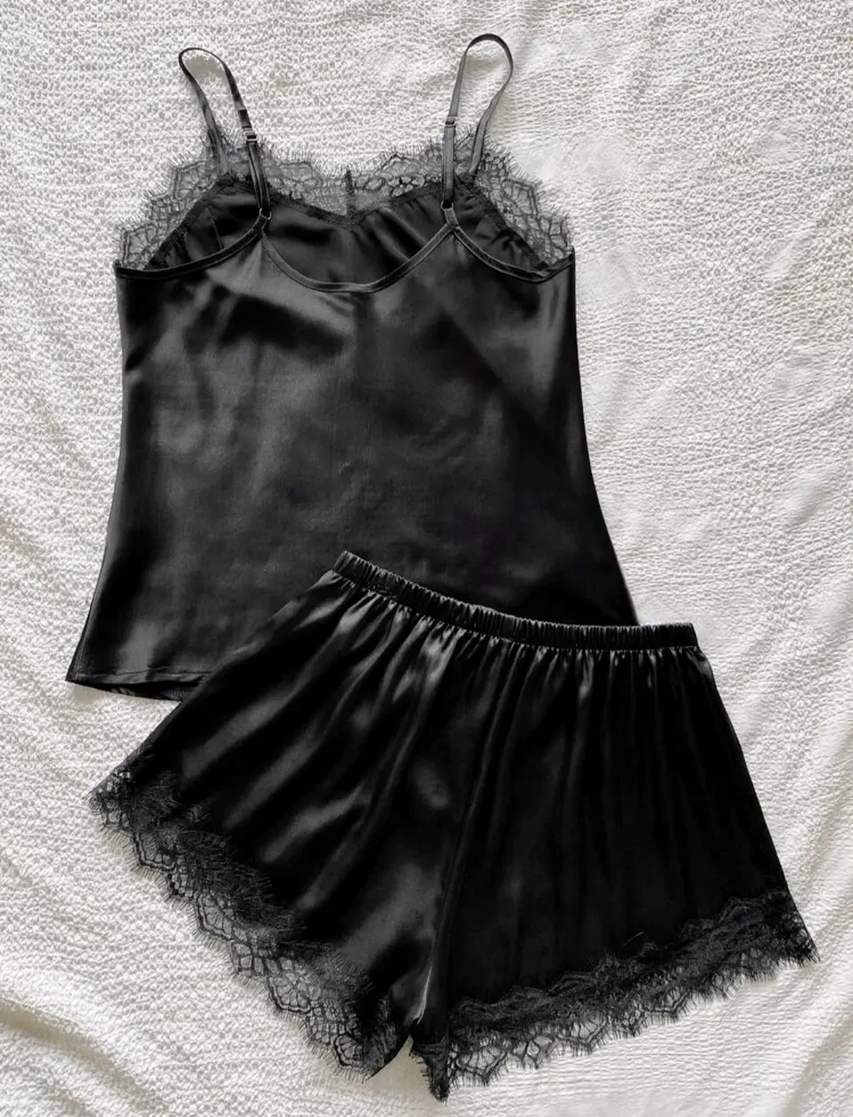 Pijama Encaje y Satín 2