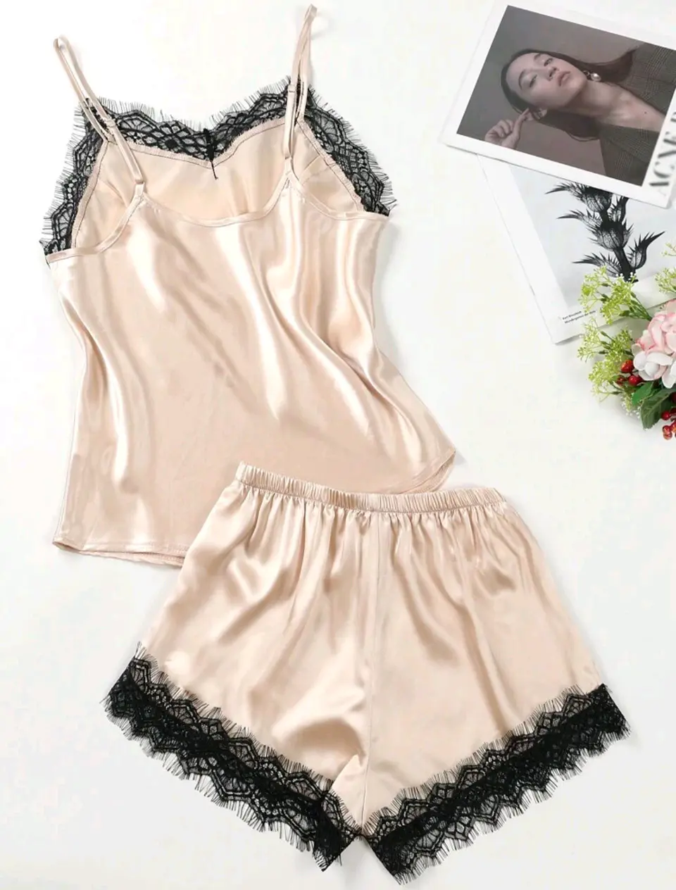 Pijama Satín y Encaje 2