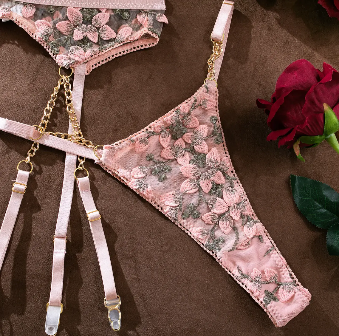 Conjunto Cadenas Y Flores Bordadas 7