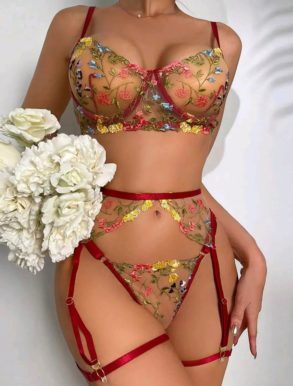 Conjunto Flores Bordadas 2