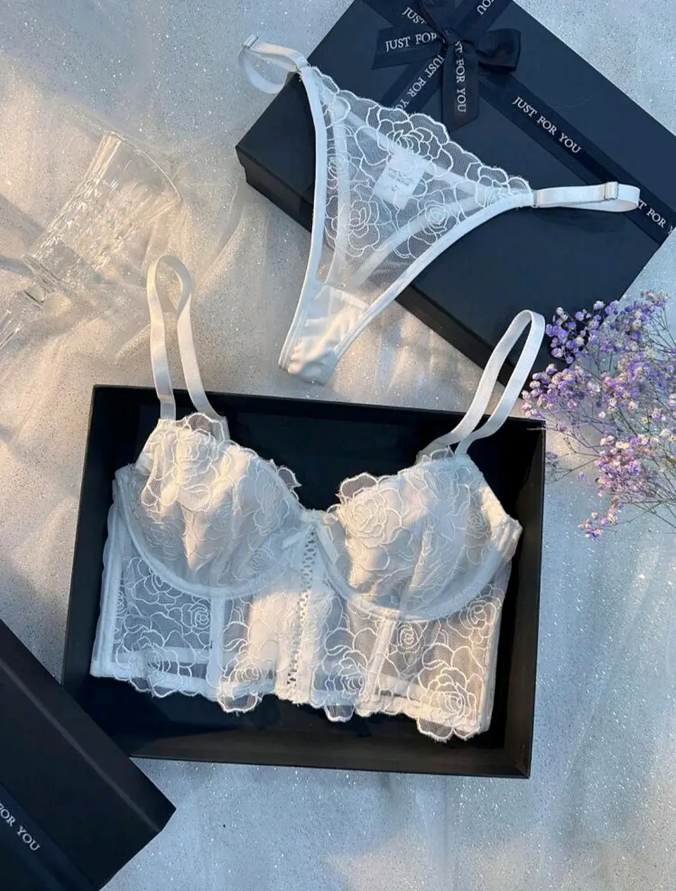 Conjunto Flores Bordadas 5