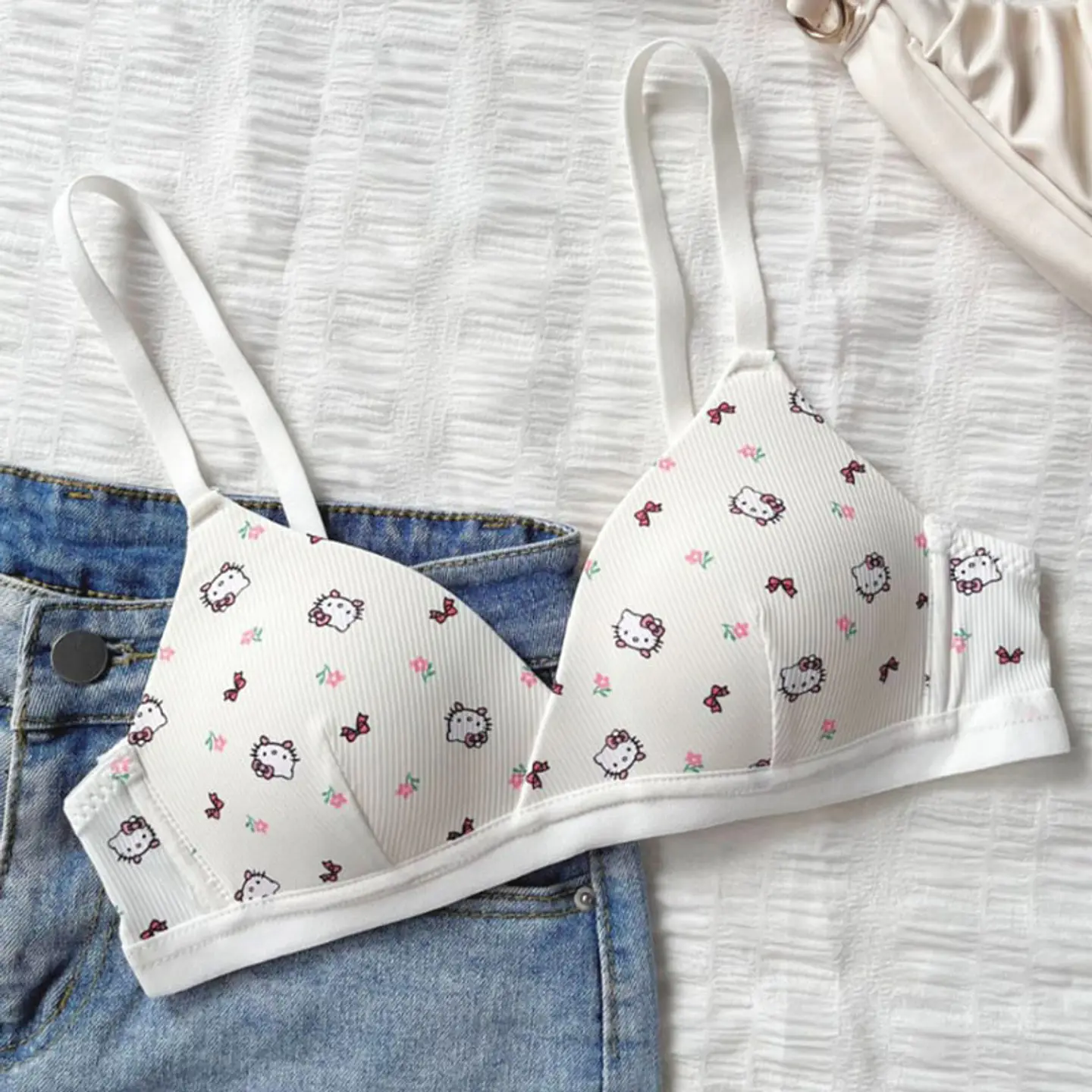 Sostén Hello Kitty 6