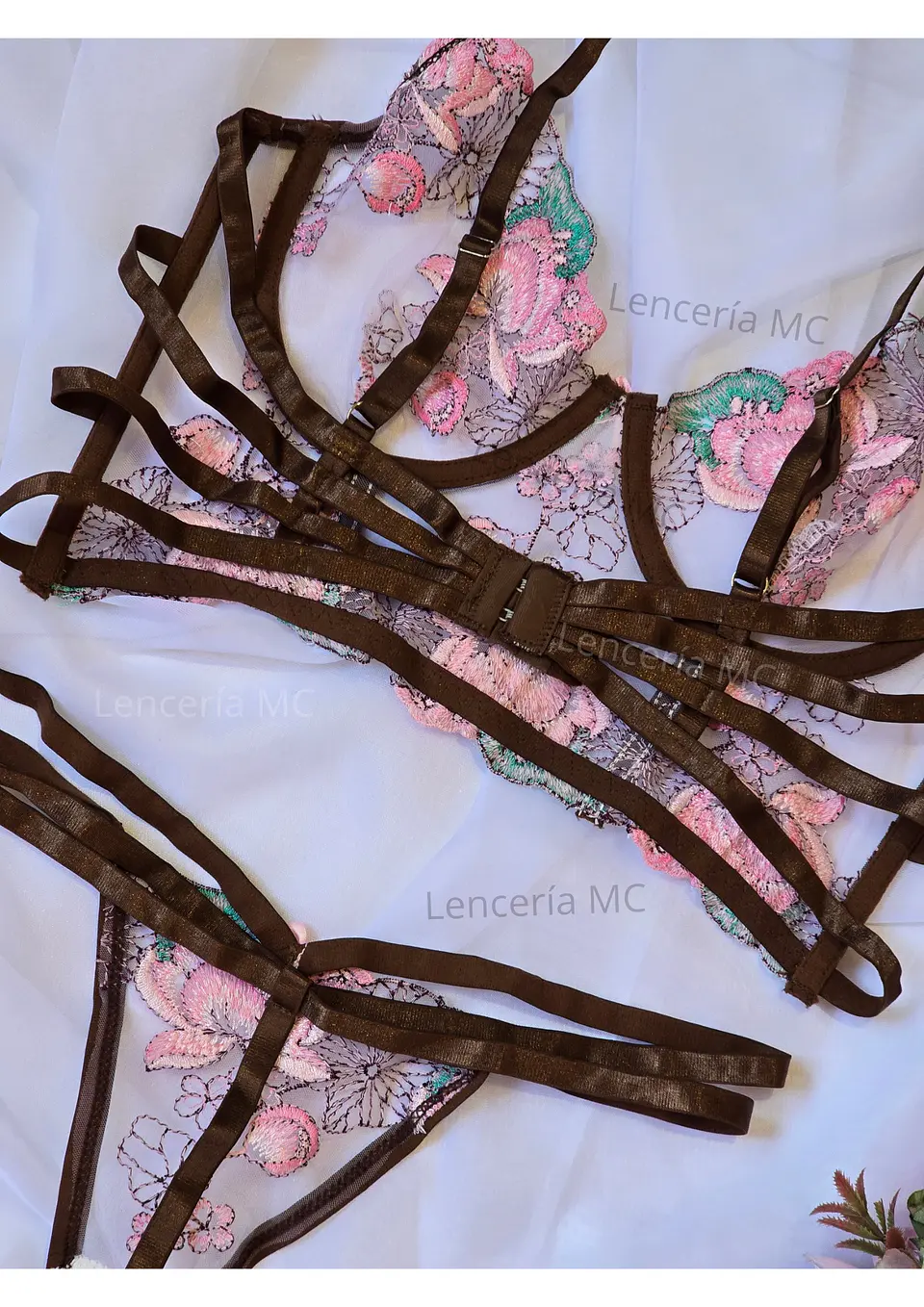 Conjunto Flores Bordadas 5