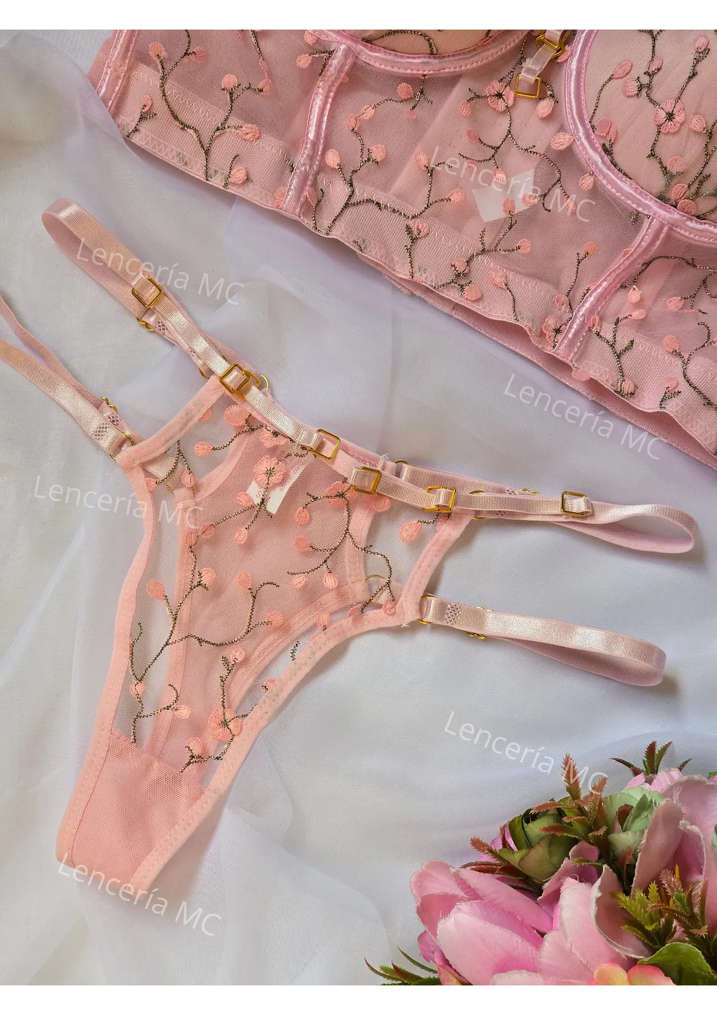 Conjunto Flores Bordadas 3