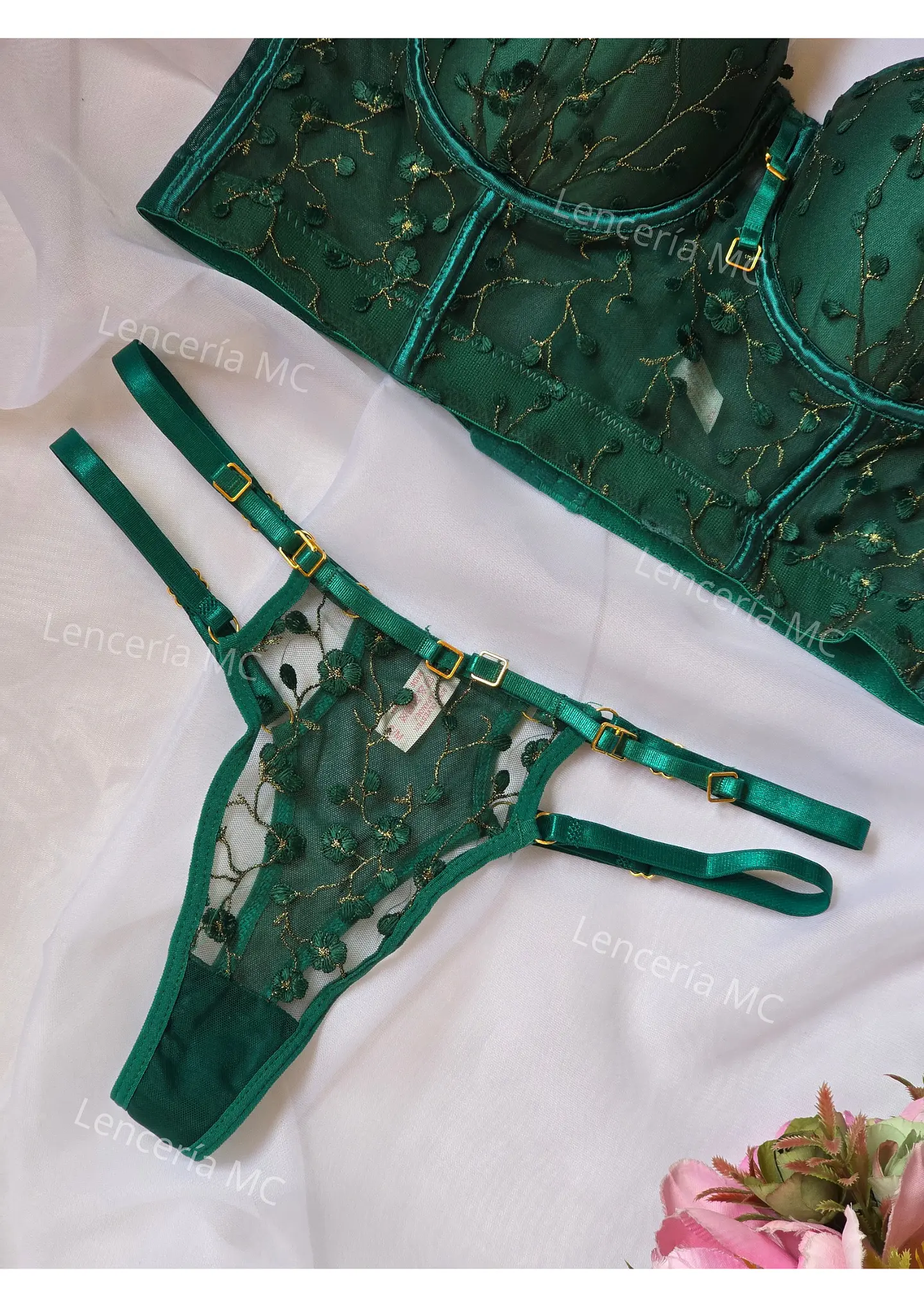Conjunto Flores Bordadas 3