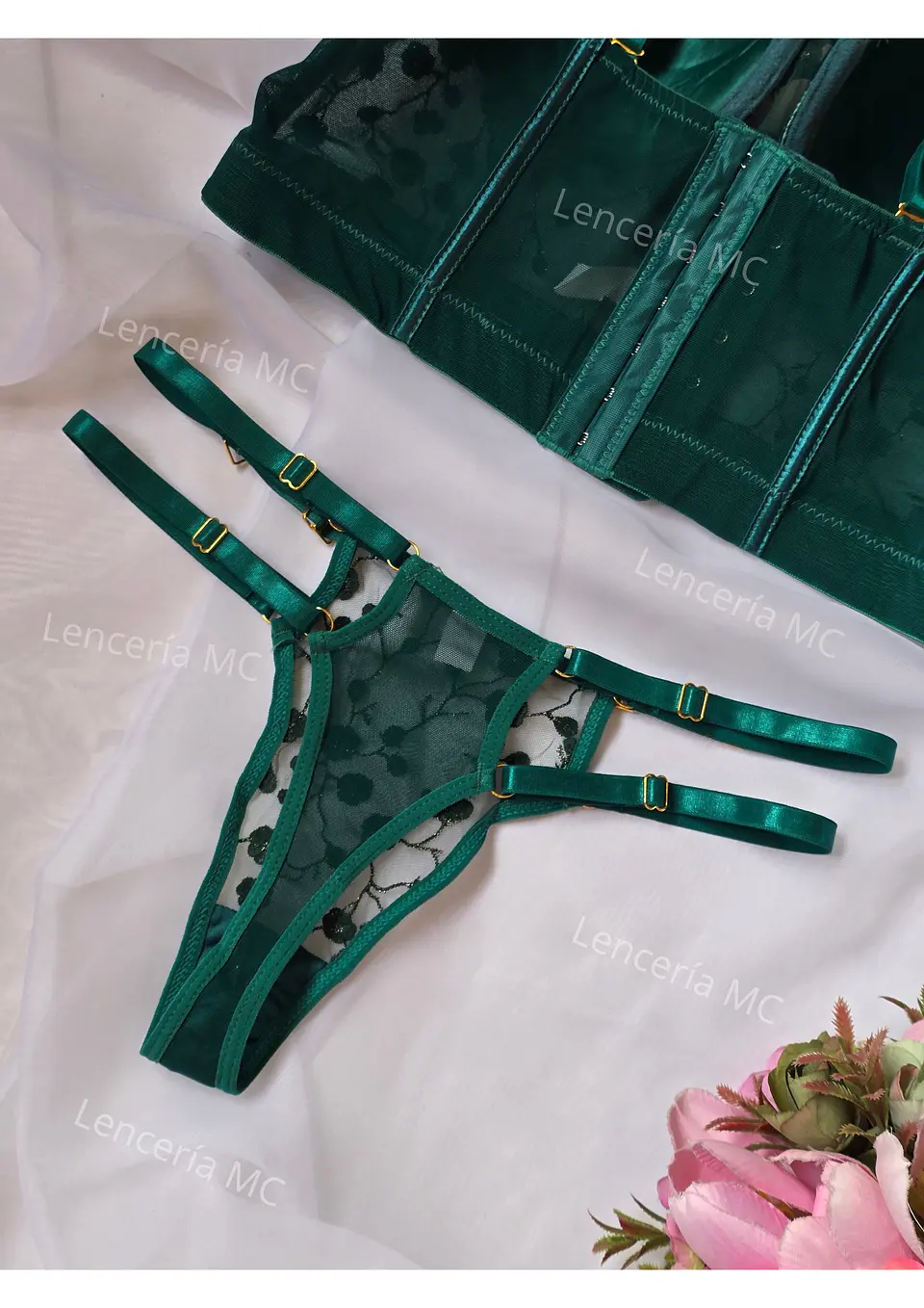 Conjunto Flores Bordadas 6