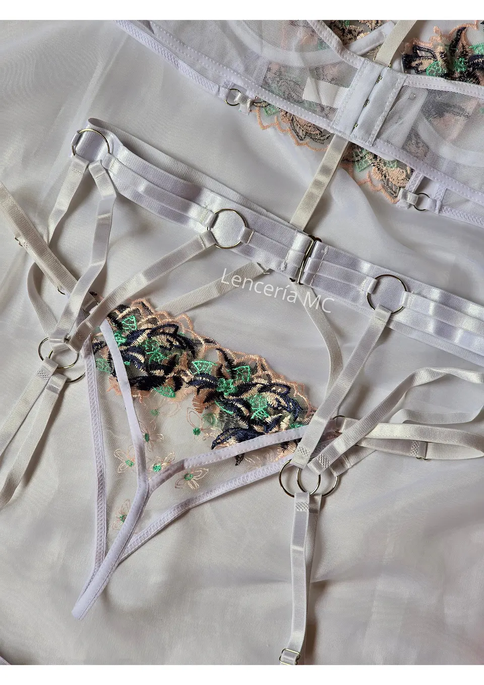 Conjunto Flores Bordadas 7