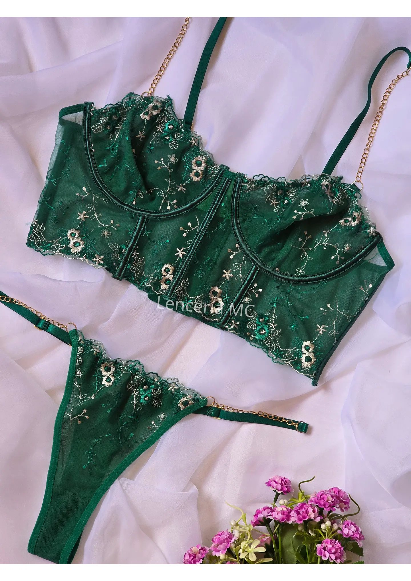 Conjunto Flores Bordadas 7