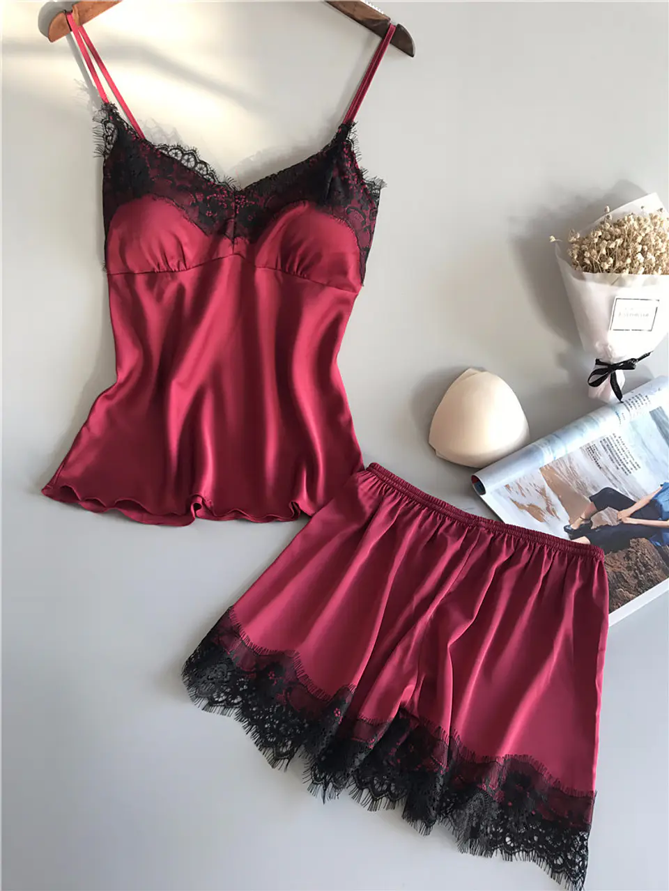Pijama Satín y Encaje 3