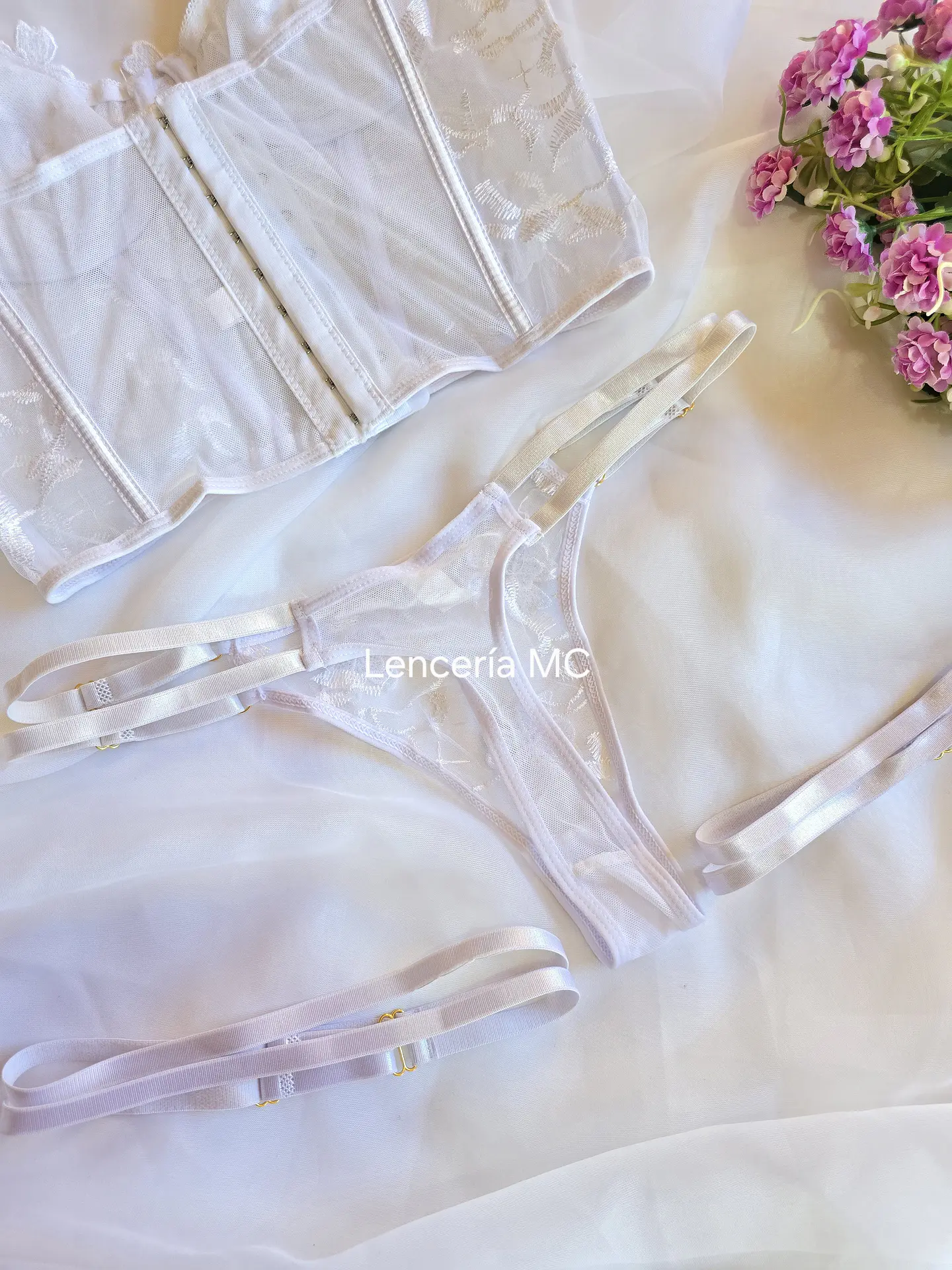 Conjunto Flores Bordadas 6