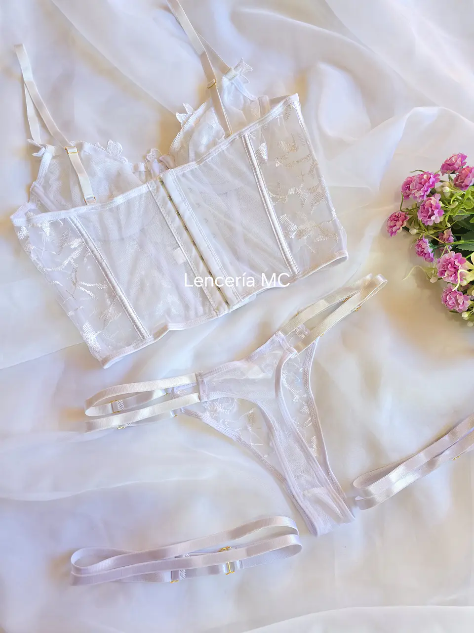 Conjunto Flores Bordadas 4