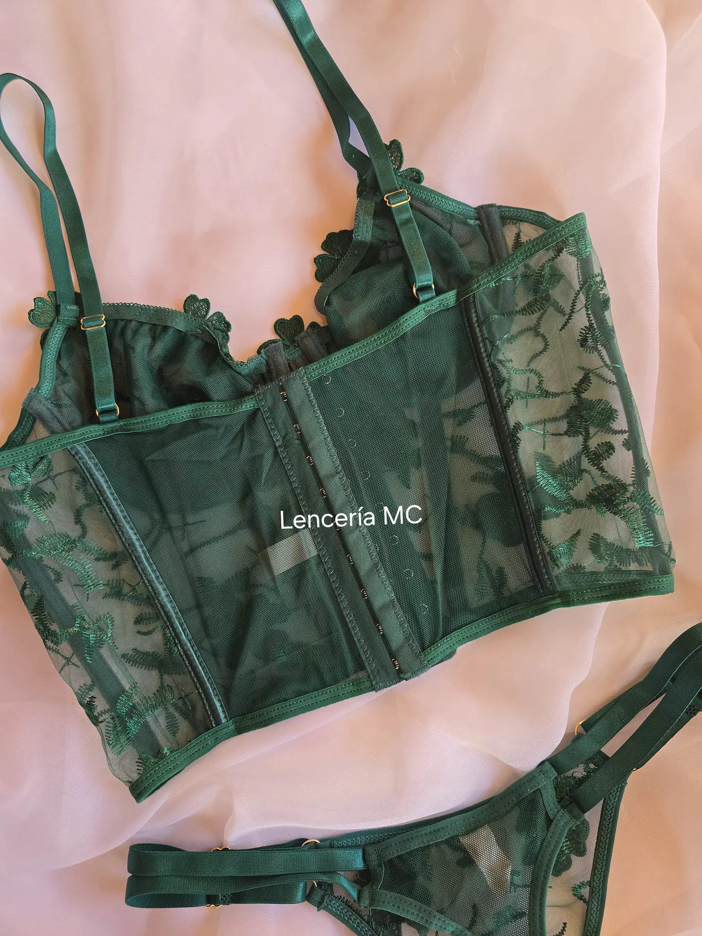 Conjunto Flores Bordadas 5