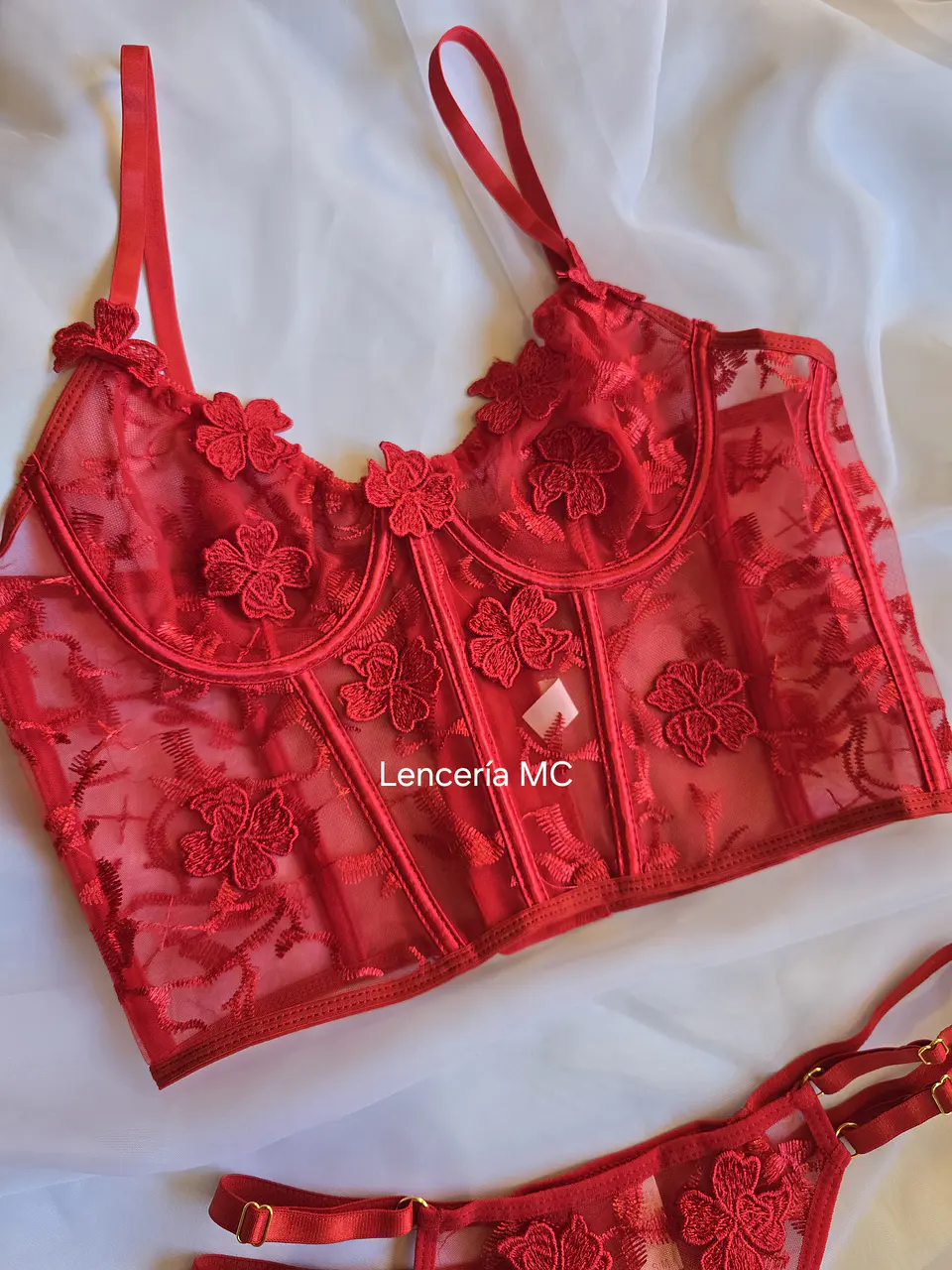 Conjunto Flores Bordadas 2