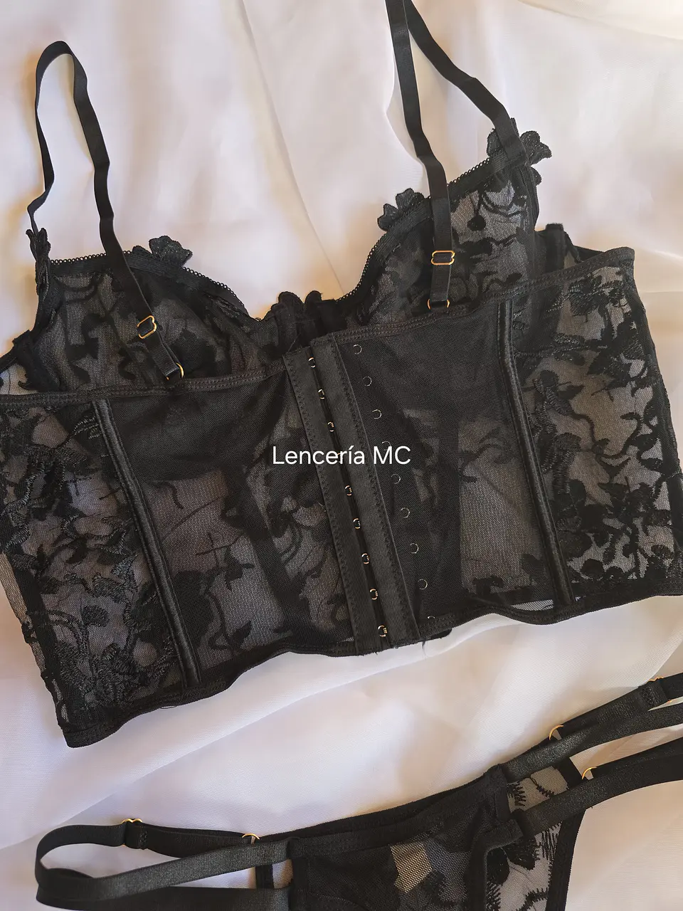 Conjunto Flores Bordadas 7