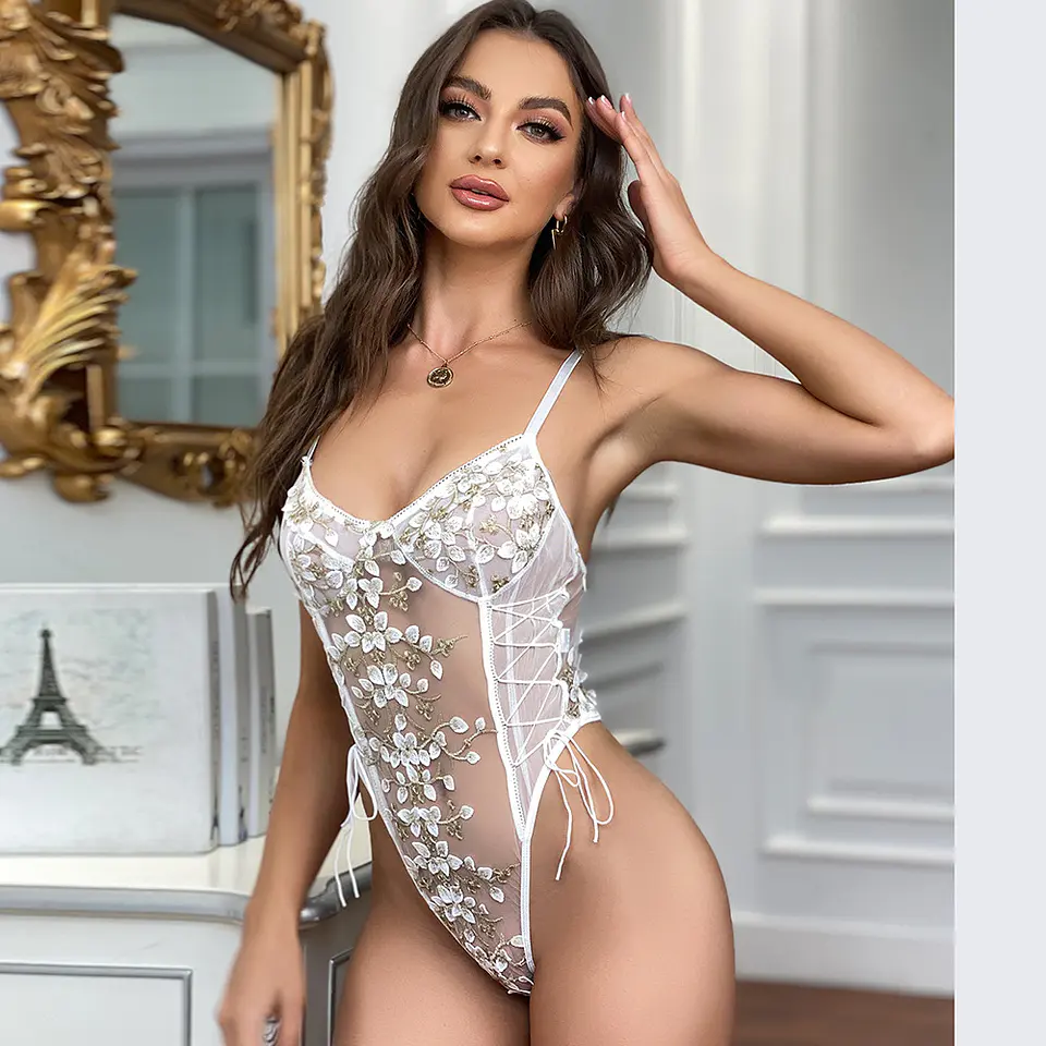 Body Flores Bordadas 18