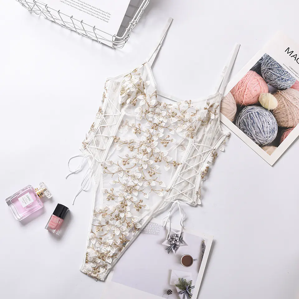 Body Flores Bordadas 32