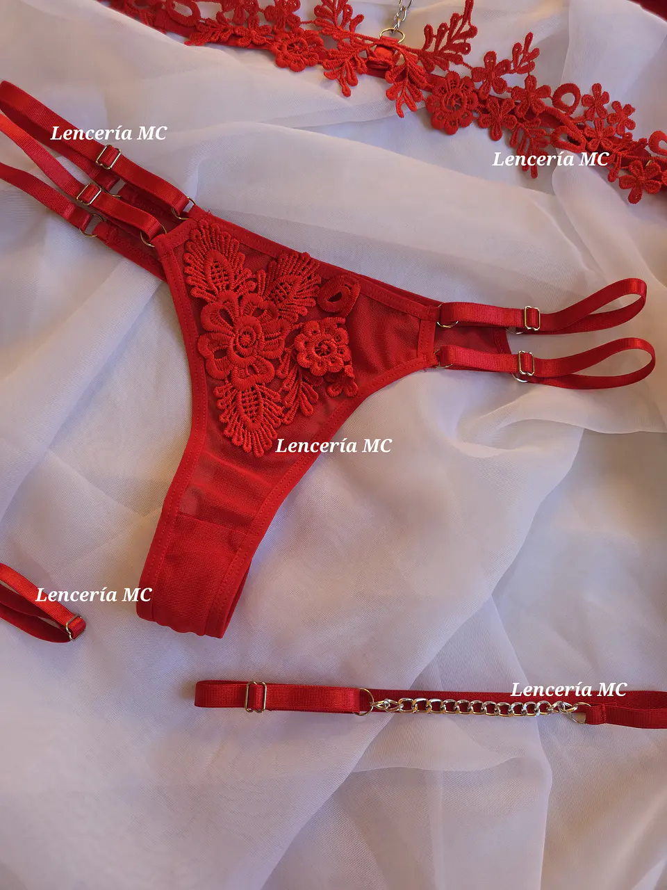 Conjunto Cadenas 4