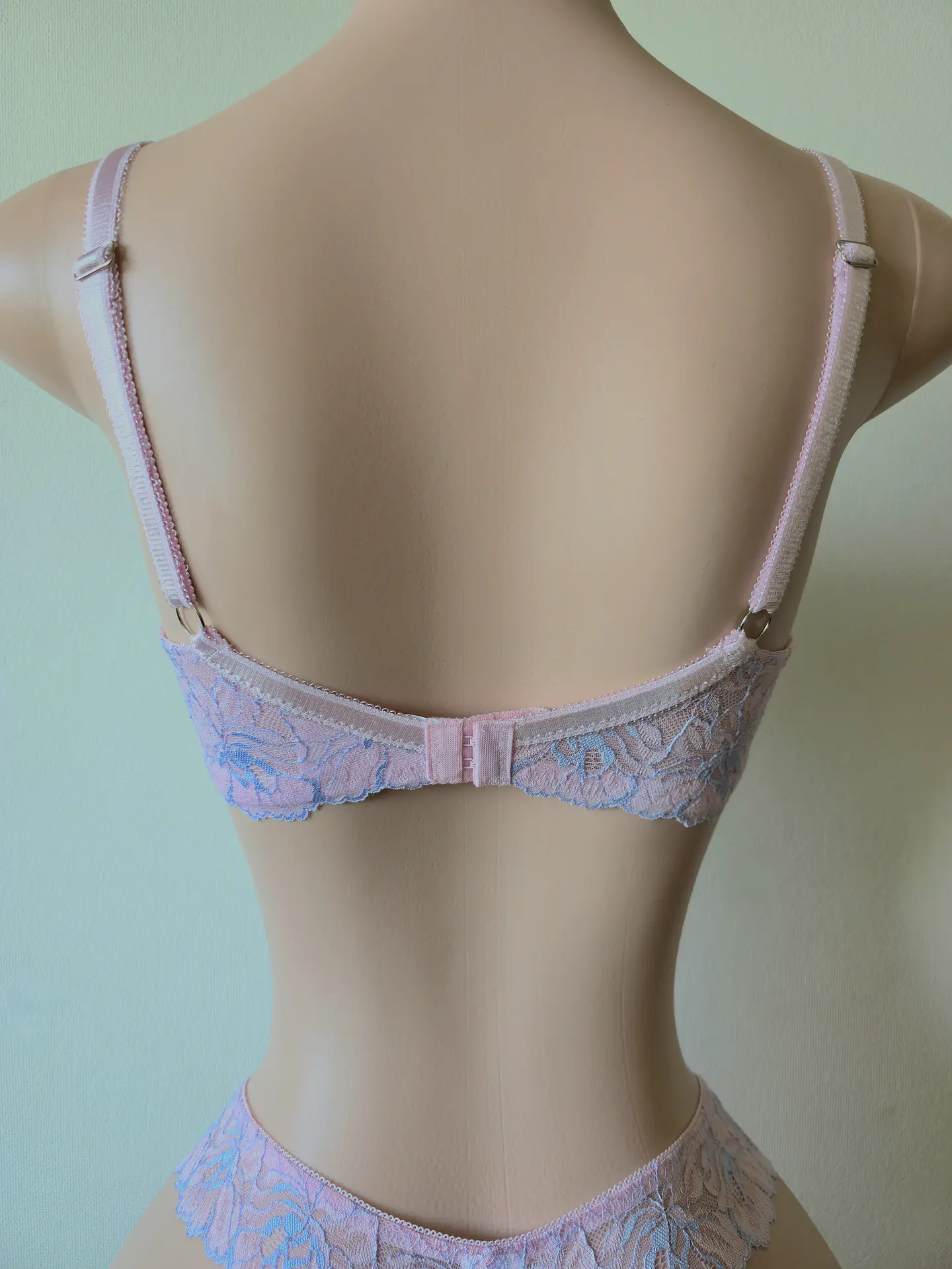 Conjunto Flores Bordadas 11