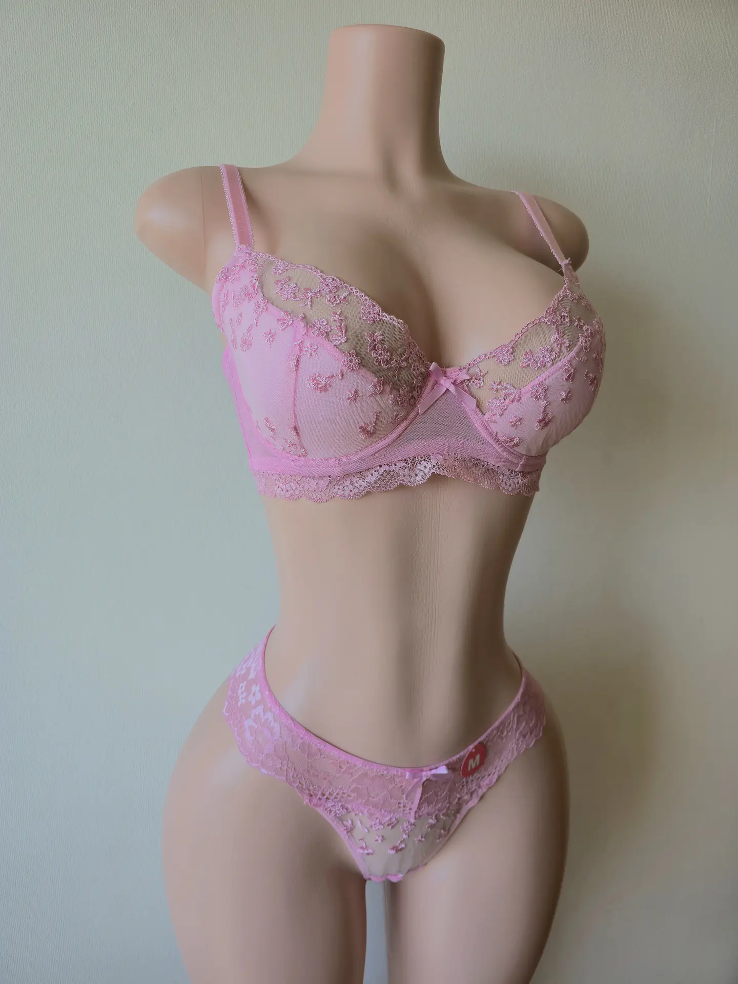 Conjunto Flores Bordadas 2