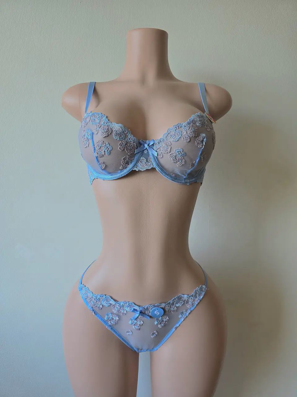 Conjunto Flores Bordadas 16
