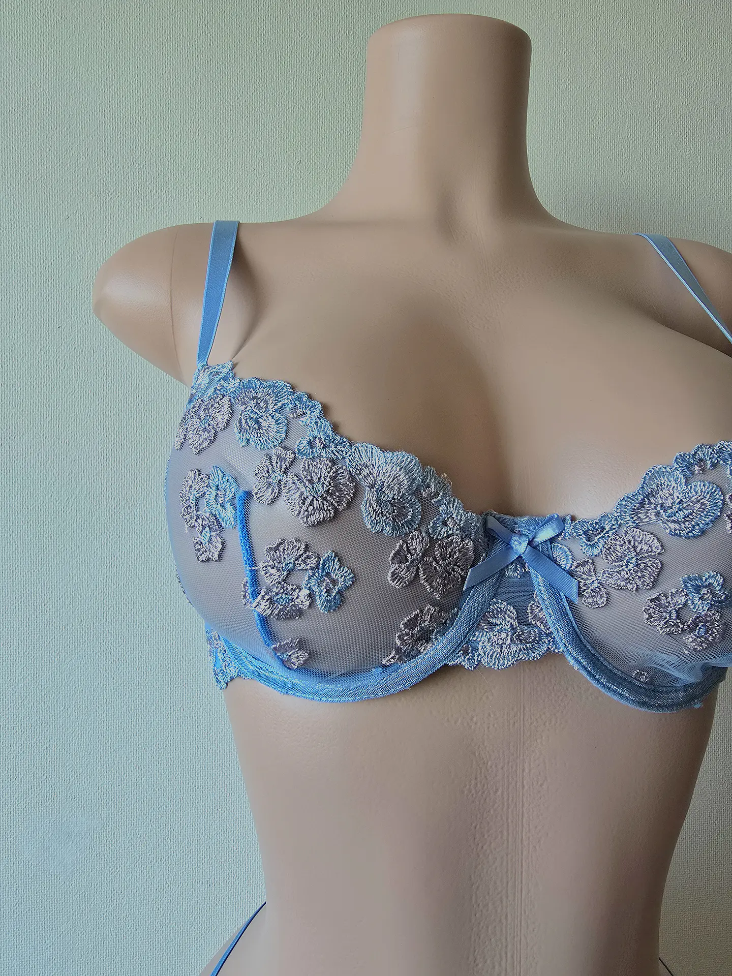 Conjunto Flores Bordadas 6