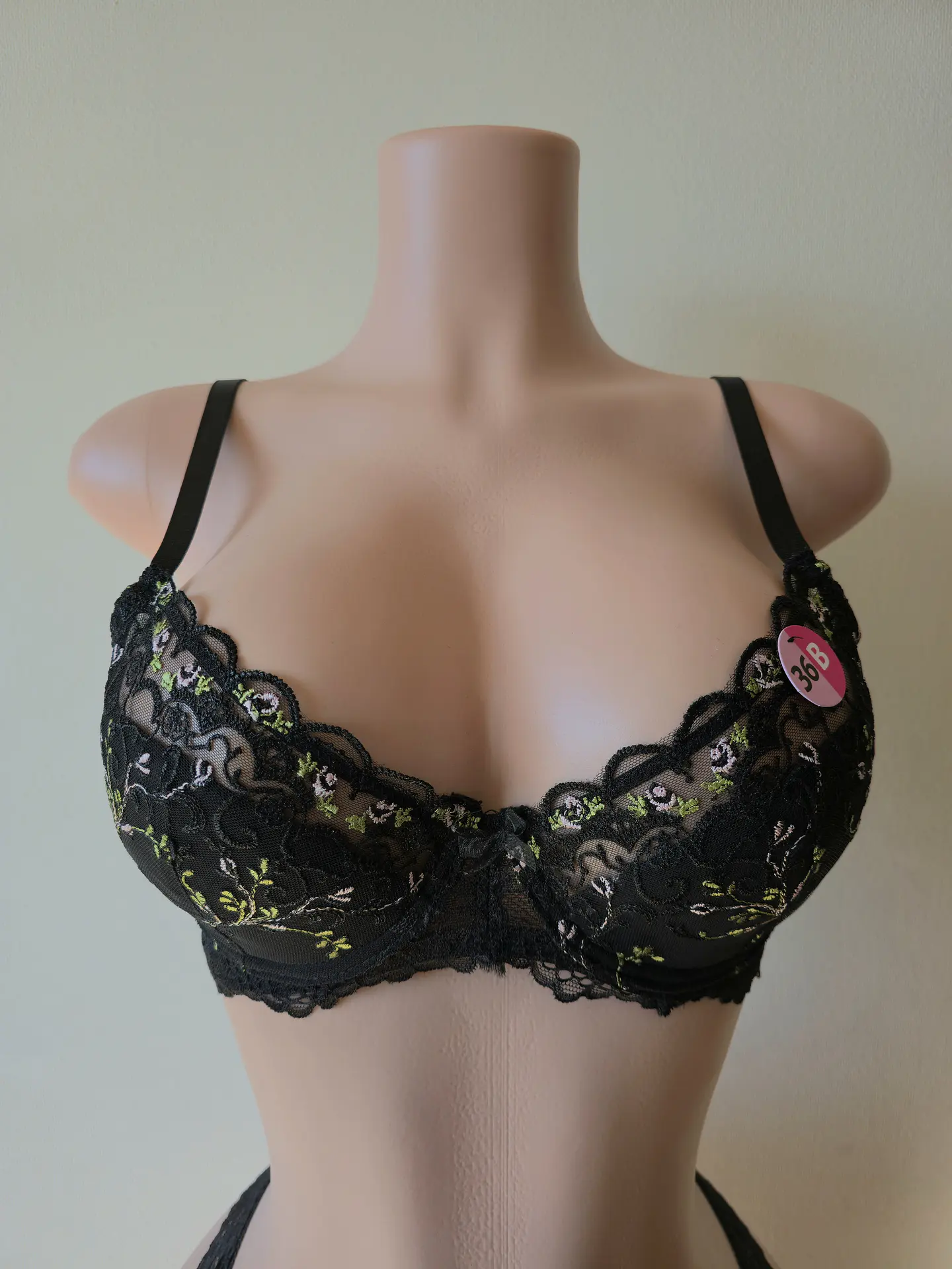 Conjunto Flores Bordadas 3