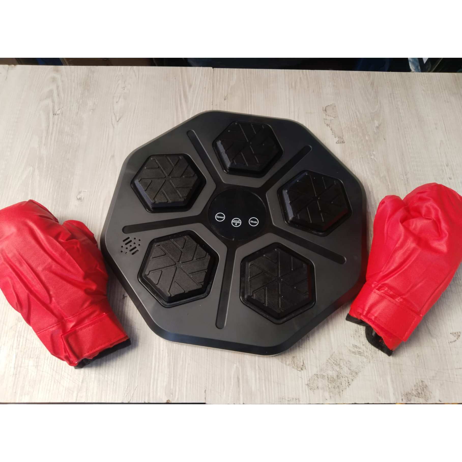 Boxing Music Con Bluetooth Y Guantes De Boxeo 3