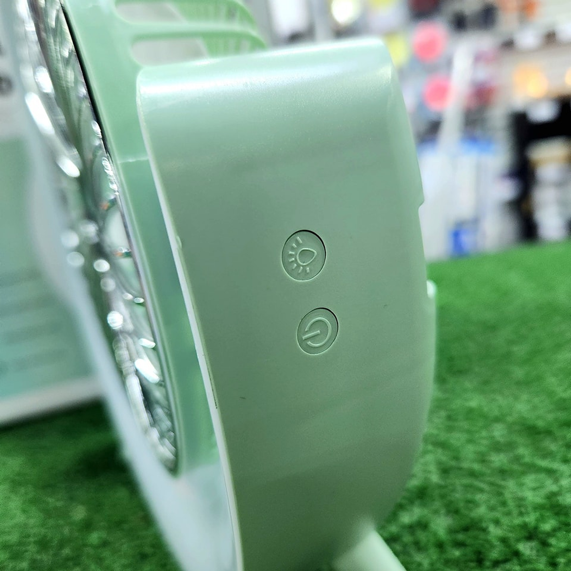 Mini Ventilador De Escritorio Portátil Recargable Usb Con Luz 2