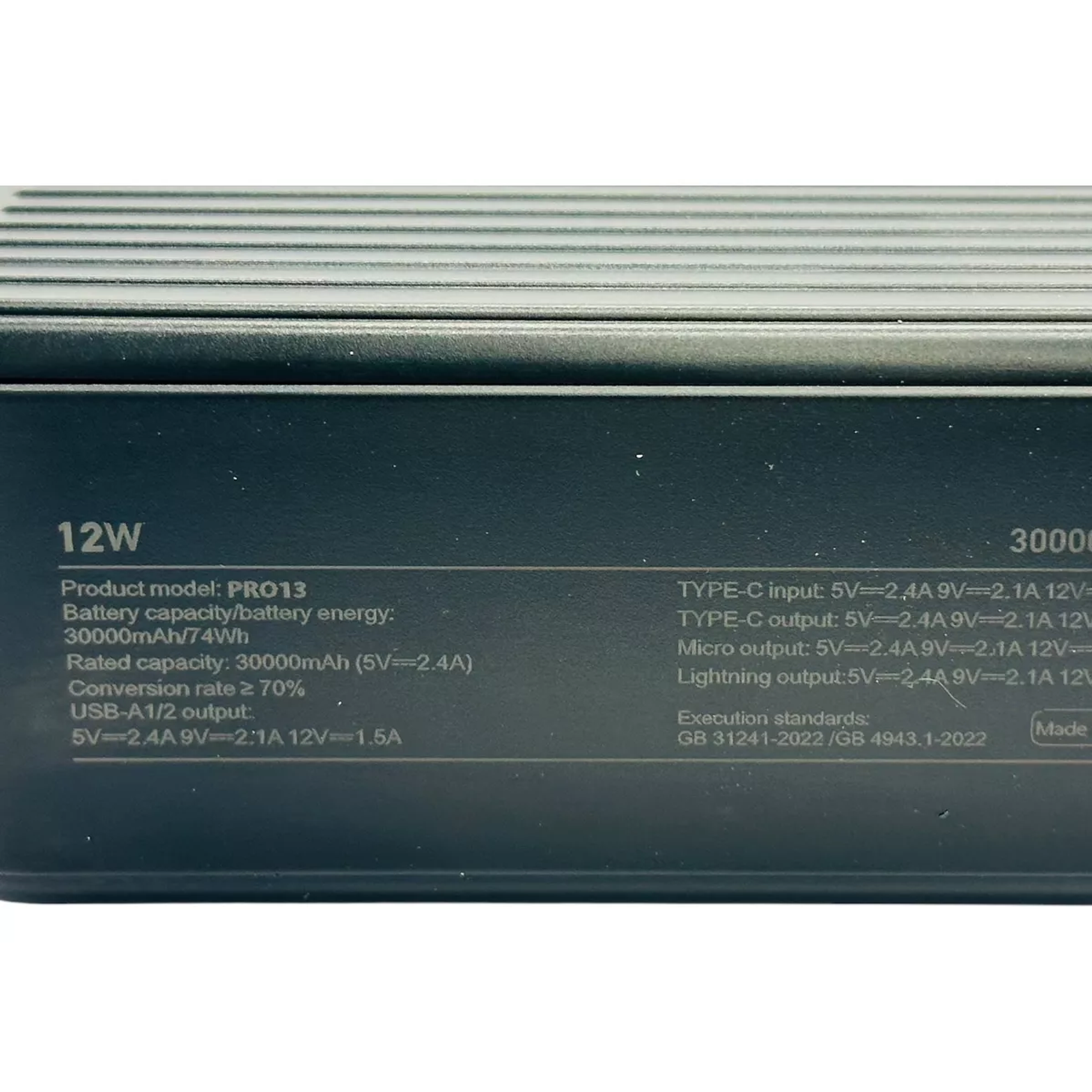 Cargador Portátil Power bank De Viaje 2 Usb 2 Tipo C 30000 Mha IRM  3