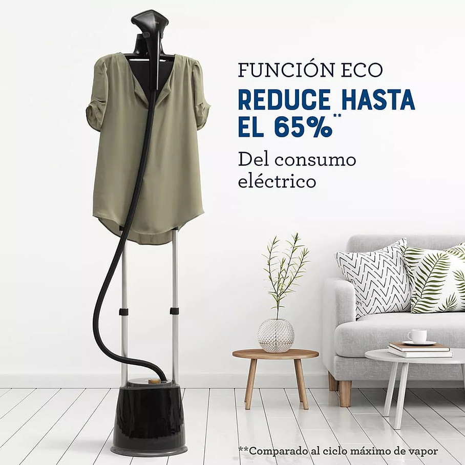 Vaporizador de prendas Oster® con tabla de soporte GCSTGS7050 7