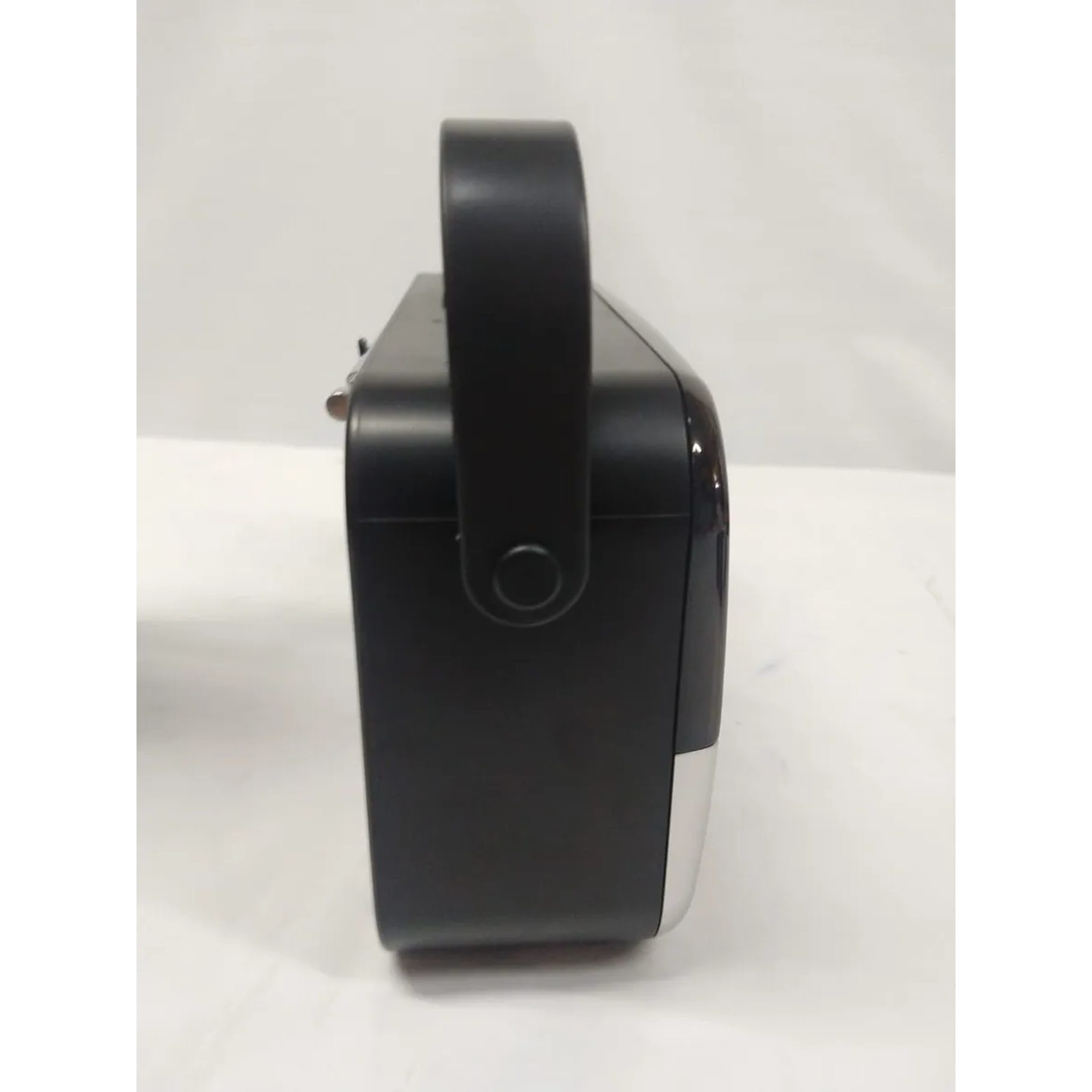 Radio portátil Philco PJR2200BT-SL Bluetooth AM/FM, Color Negro Philco 2