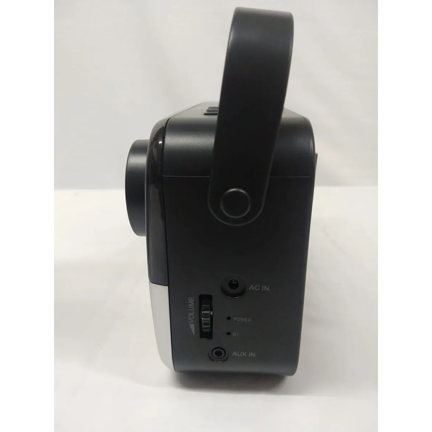 Radio portátil Philco PJR2200BT-SL Bluetooth AM/FM, Color Negro Philco 3