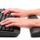 Apoya Muñecas Ergonómico Genius G-WP100 Color Negro - Miniatura 7
