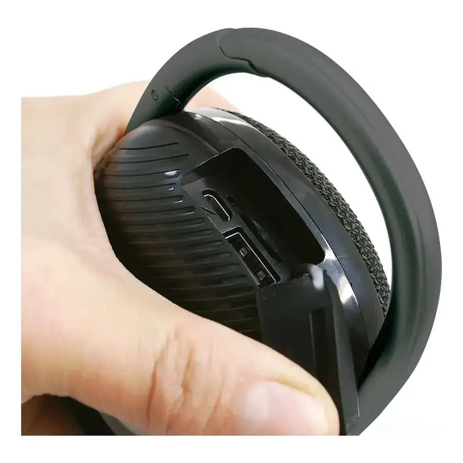Parlante Portatil Tws Live Bass Mlab 09298 Color Negro Con Gancho 2