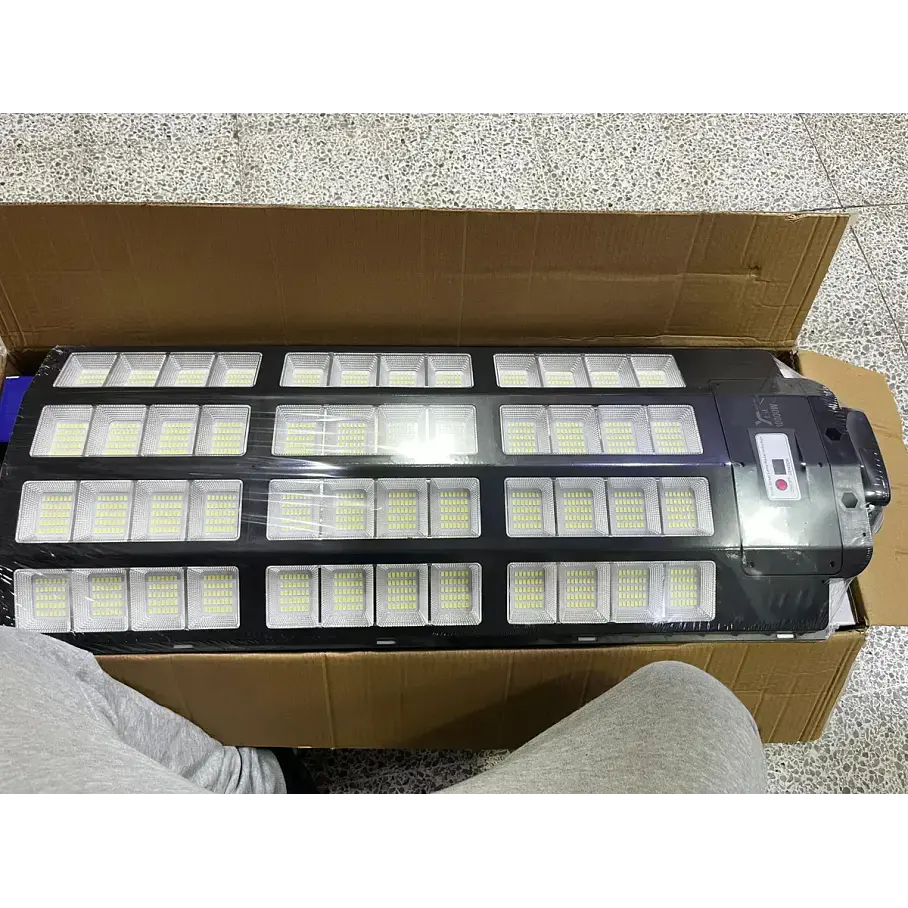 Foco Solar Posta Led Gigante 10.000w Potente + Control + Soporte Foco Para Exterior 2RL Amplio Estadio Percelas Campo Iluminacion Potente Super Foco. 6