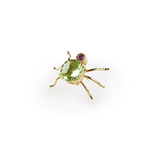 Bug with Green Gemstone - Round 