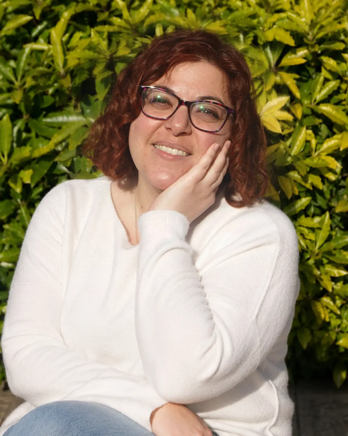 Camila Fava, directora de edición y co-CEO de Letras y Punto Editorial, escritora y profesional especializada en corrección de estilo y diseño editorial.