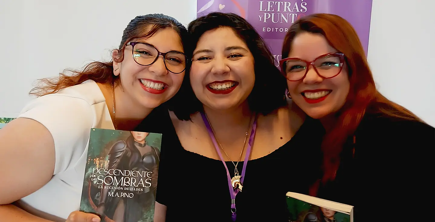 Descendiente de las sombras, novela de M. A. Pino publicada por Letras y Punto Editorial, disponible como parte del catálogo de libros de nuestra editorial en Chile.
