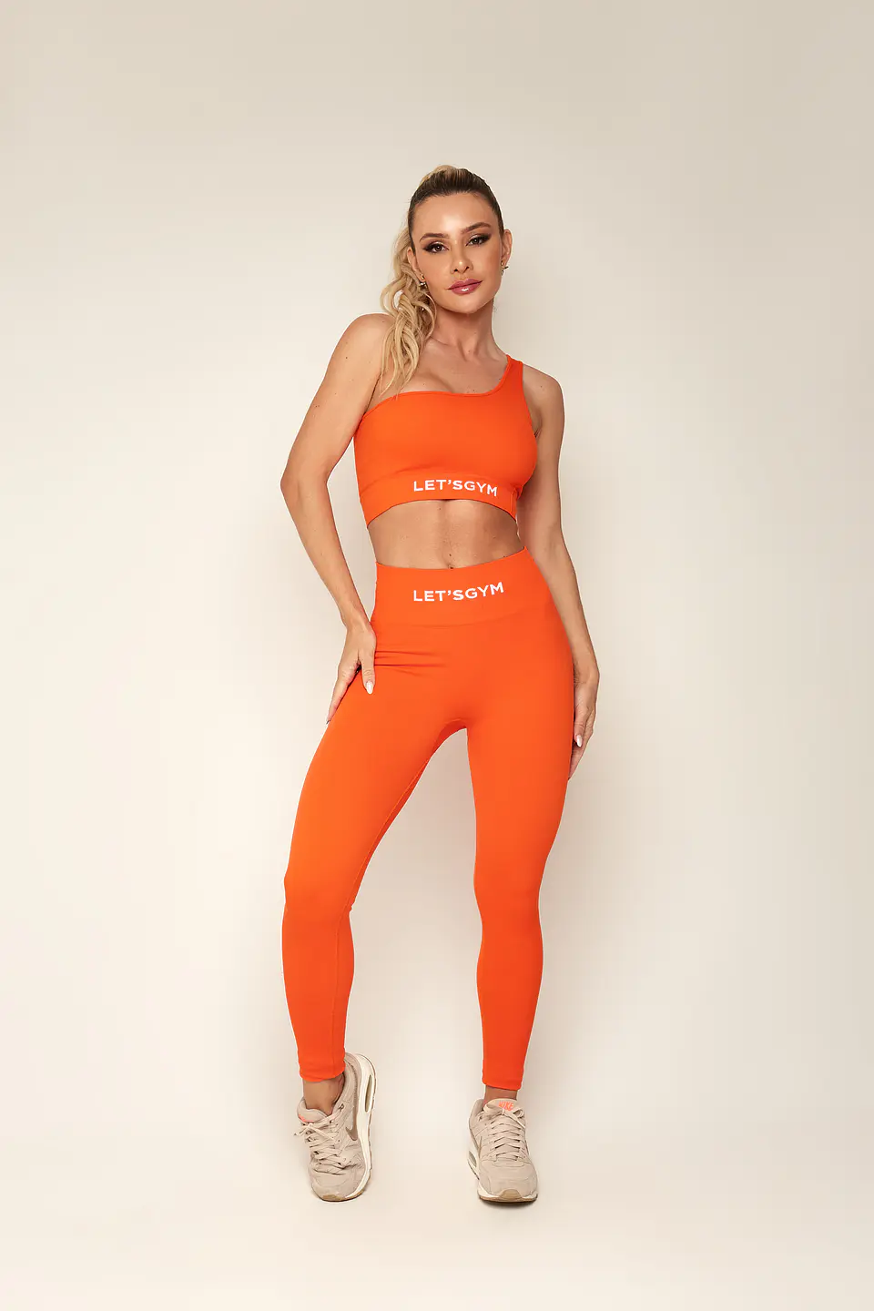 CONJUNTO DEPORTIVO SEAMLESS ACANALADO (Cod.2152+2153) 3