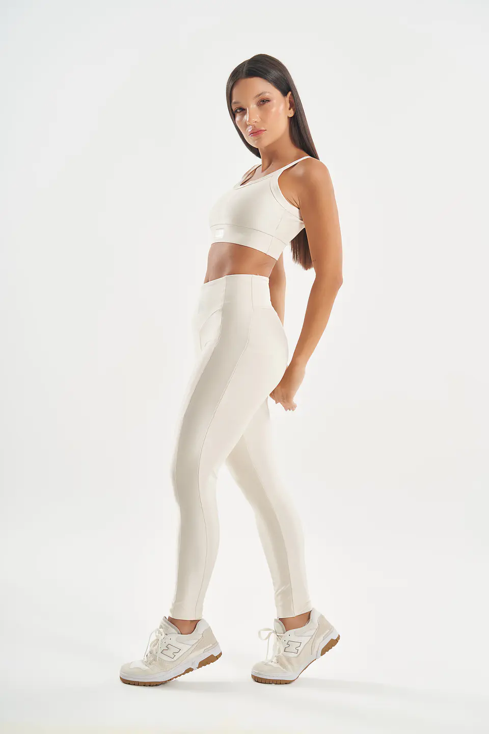CONJUNTO DEPORTIVO BRIGHT (Cod.2141B+2142B) 4