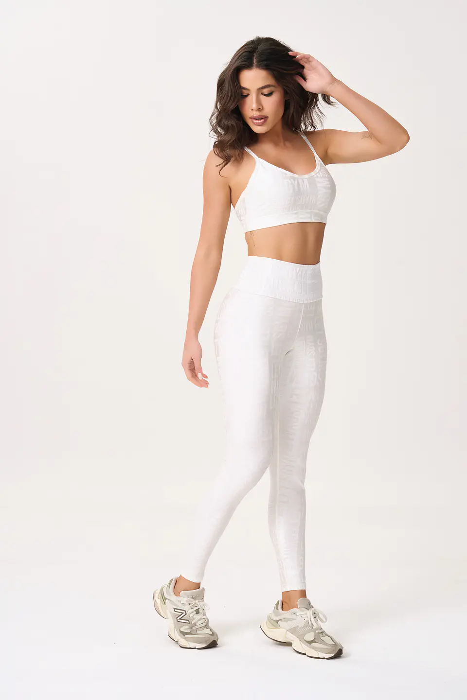 CONJUNTO DEPORTIVO VELVET NAME (Cod.2627+2628) 2
