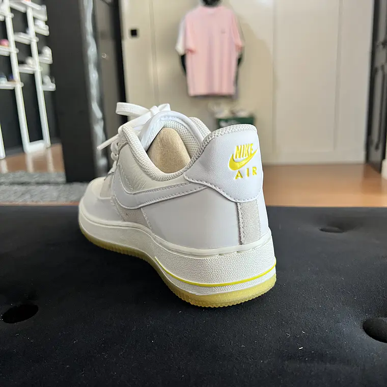Nike Air Force I Lemon  2