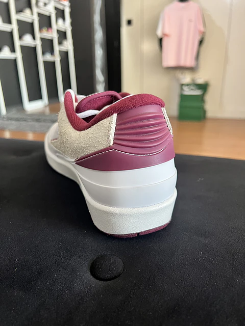 Air Jordan Retro II 