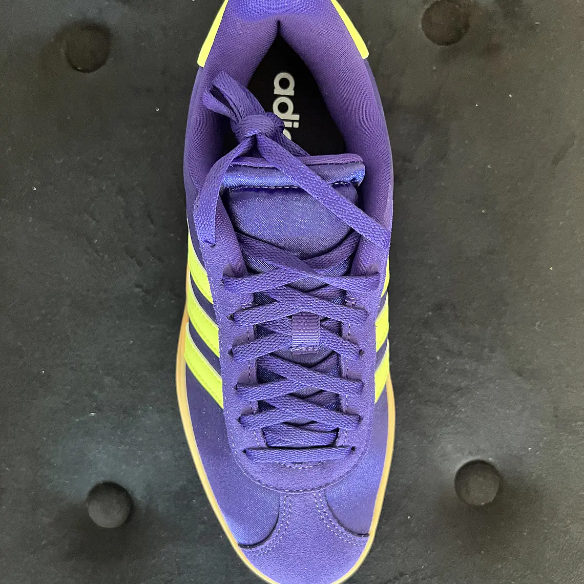 Adidas VL Bold 6