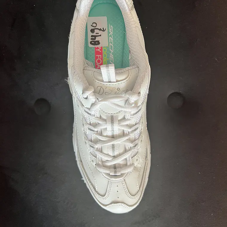 Skechers Delight 3