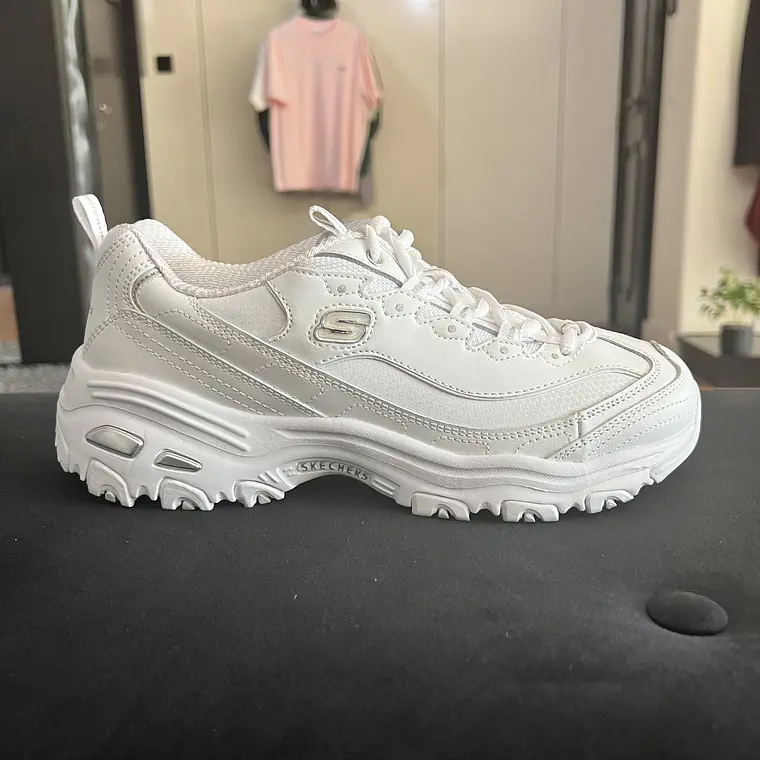 Skechers Delight 1