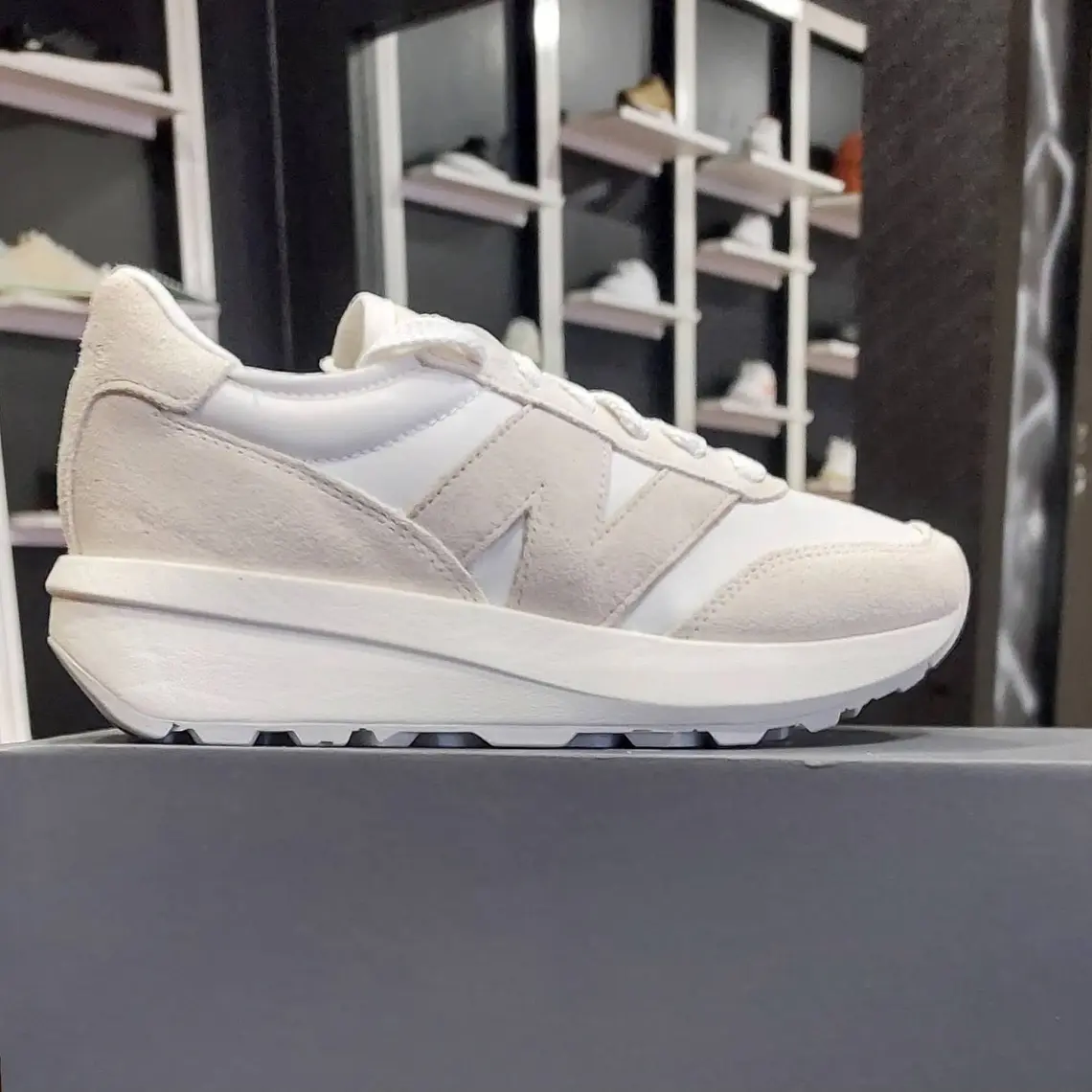 Sapatilhas New Balance'  SeaSalt Bisque 1